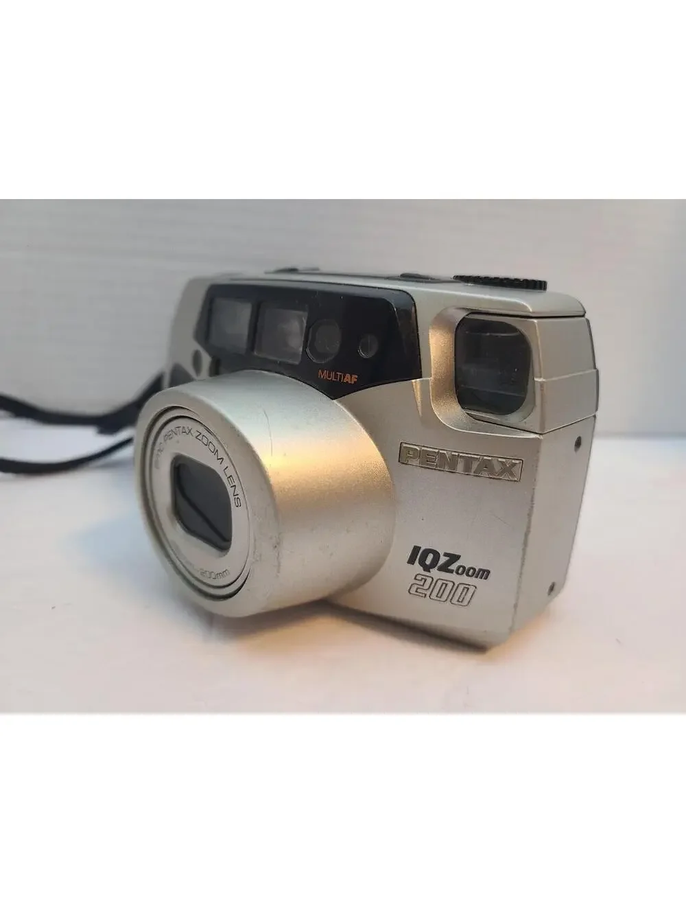 Pentax IQZoom 200 QD 35mm Point & Shoot Film Camera